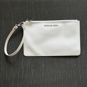 Michael Kors White Wristlet Clutch